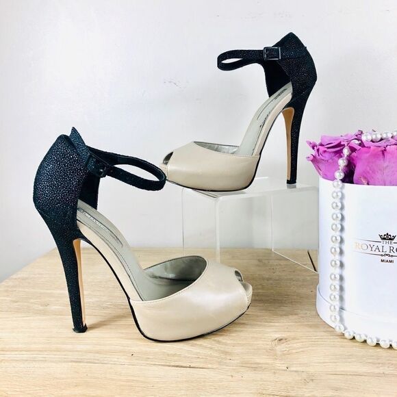 BCBGMaxazria high heels - Picture 2 of 7